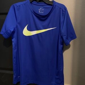 Nike T